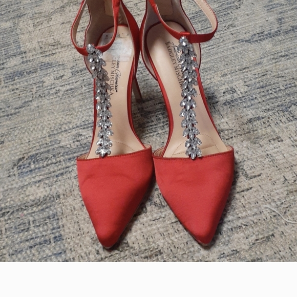 Badgley Mischka Pointed Toe High Heels - Picture 7 of 8